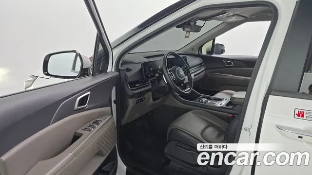 Kia Carnival 4th Gen — Фото автомобиля 15