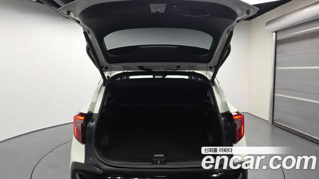 Kia Seltos Новый Seltos Бензин 2.0 2WD — Фото автомобиля 20