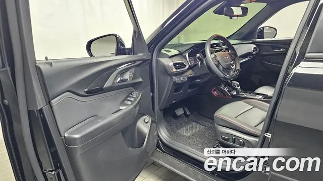 Chevrolet Trailblazer — Фото автомобиля 10