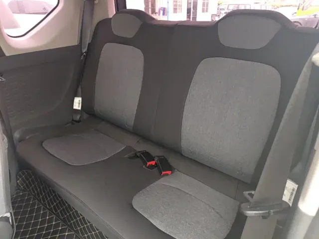 Wuling Hongguang Mini EV — Фото автомобиля 16