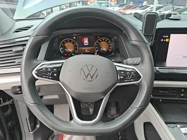 Volkswagen Teramont — Фото автомобиля 10
