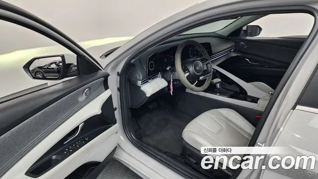Hyundai AVANTE Avante (CN7) — Фото автомобиля 9