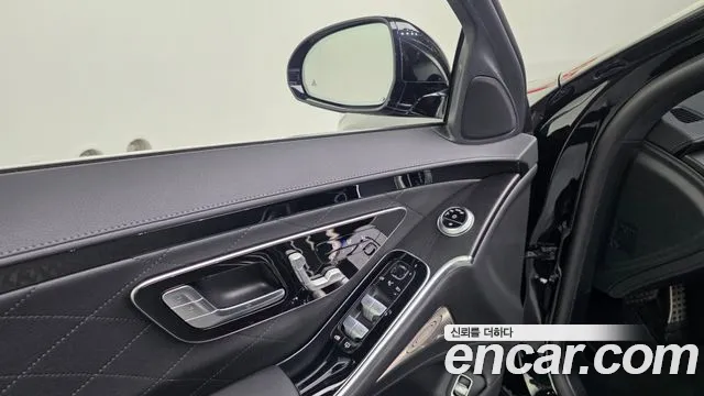 Mercedes-Benz S-Class — Фото автомобиля 8