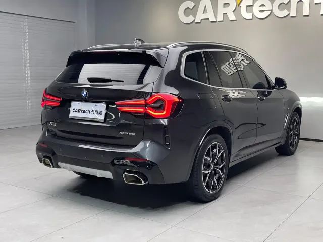 BMW X3 — Фото автомобиля 4