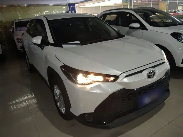 Toyota Frontlander — Фото автомобиля 3