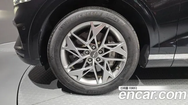 Genesis GV70 — Фото автомобиля 4