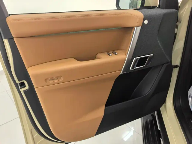 iCAR V27 — Фото автомобиля 24