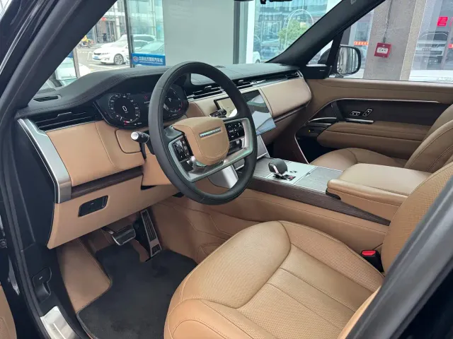 Land Rover Range Rover — Фото автомобиля 6