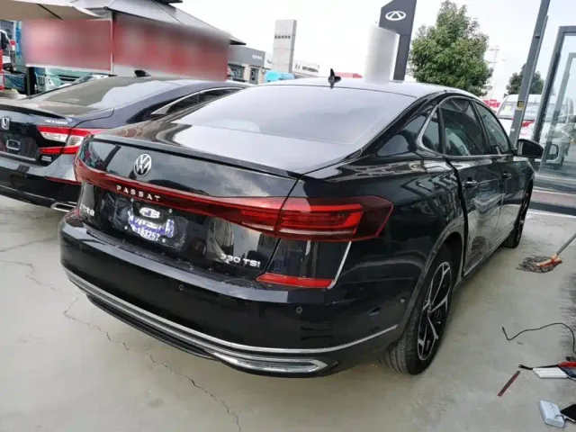Volkswagen Passat 2023 330TSI Starlight Elite Edition — Фото автомобиля 4