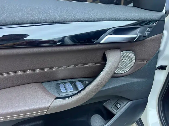 BMW X1 — Фото автомобиля 10