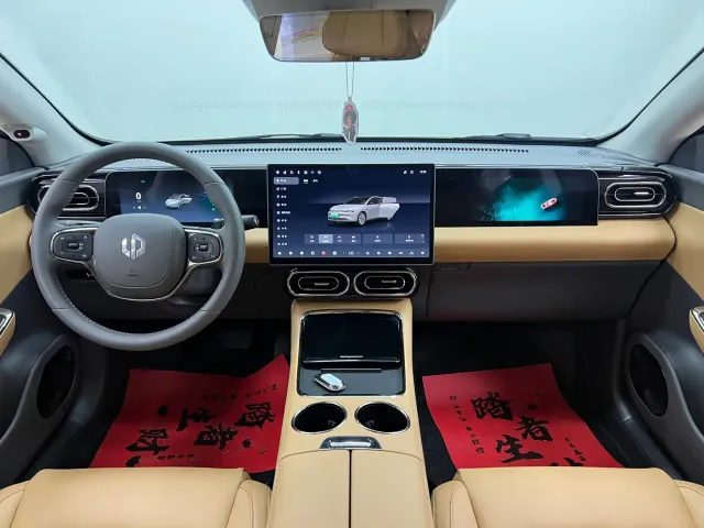 Leapmotor C01 — Фото автомобиля 20
