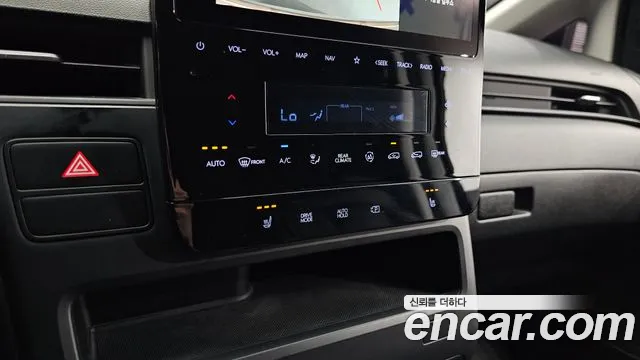 Hyundai Staria Staria 4WD Tourer 11 мест — Фото автомобиля 13