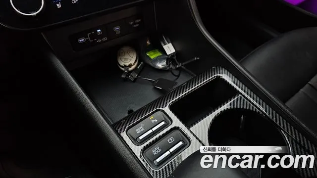 Hyundai Sonata — Фото автомобиля 28