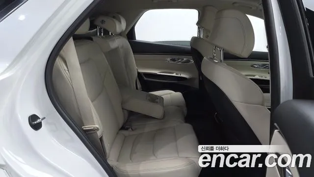 Genesis GV70 2.5T Бензин 2WD — Фото автомобиля 12
