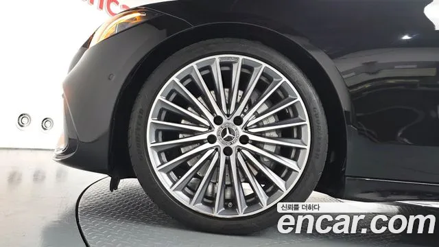 Mercedes-Benz C-Class W206 — Фото автомобиля 4