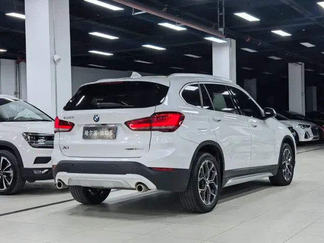BMW X1 — Фото автомобиля 24