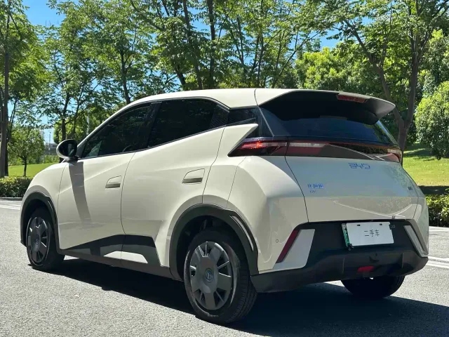 BYD Seagull — Фото автомобиля 12