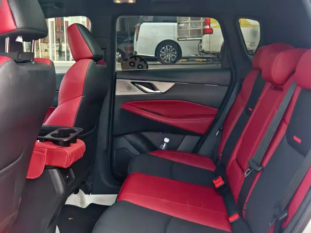Changan CS35 Plus — Фото автомобиля 10