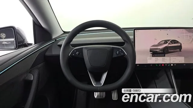 Tesla Model Y — Фото автомобиля 12