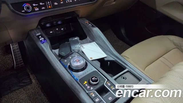 Kia Sorento Новый Sorento 4 поколение Бензин 2.5T 4WD — Фото автомобиля 9