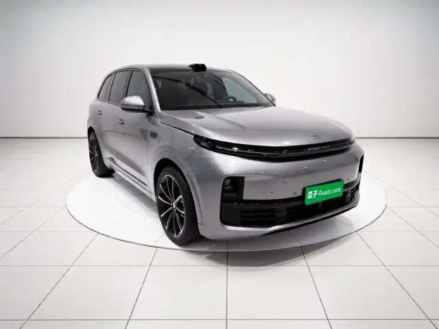 Li Auto L9 — Фото автомобиля 3