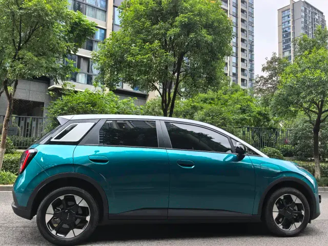 GAC Aion UT — Фото автомобиля 14