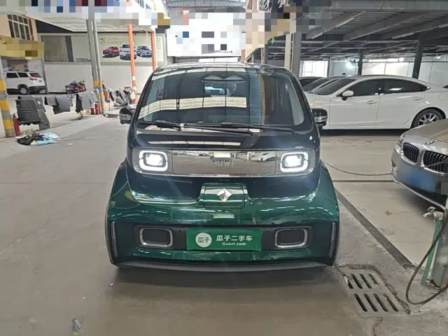 Baojun KiWi EV — Фото автомобиля 2