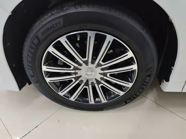 GAC Trumpchi M8 — Фото автомобиля 22
