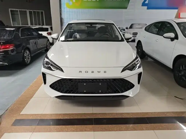 Roewe i5 — Фото автомобиля 2