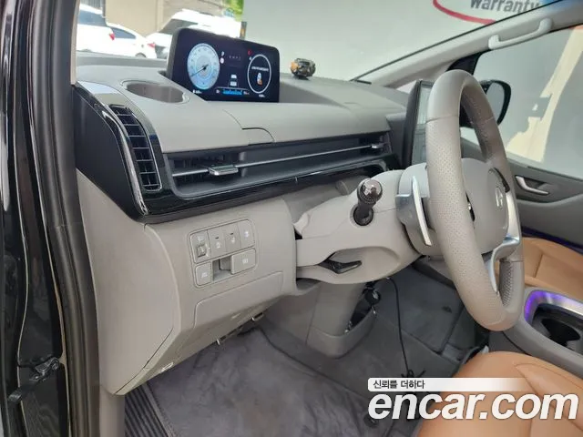 Hyundai Staria Staria 4WD Lounge 7 мест — Фото автомобиля 20