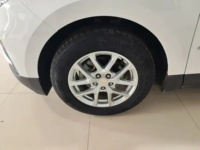 Chevrolet Equinox — Фото автомобиля 22