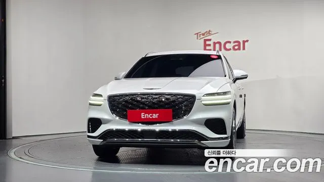 Genesis GV70 2.5T Бензин 2WD — Фото автомобиля 3