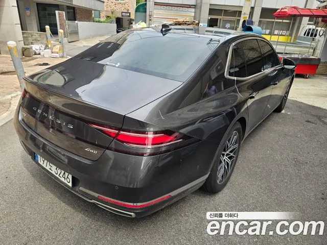 Genesis G90 Бензин 3.5 турбо AWD — Фото автомобиля 3