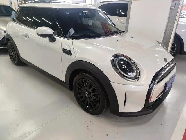 MINI Hatch — Фото автомобиля 3