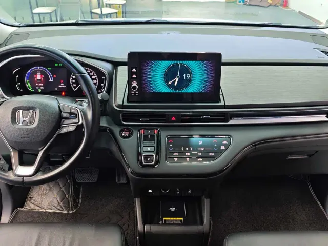 Honda Elysion — Фото автомобиля 10