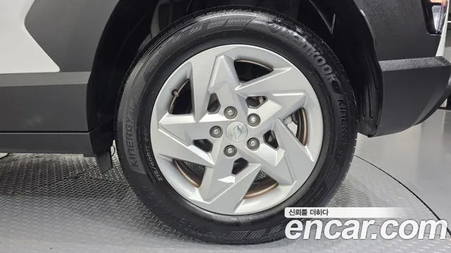 Hyundai Kona SX2 — Фото автомобиля 6