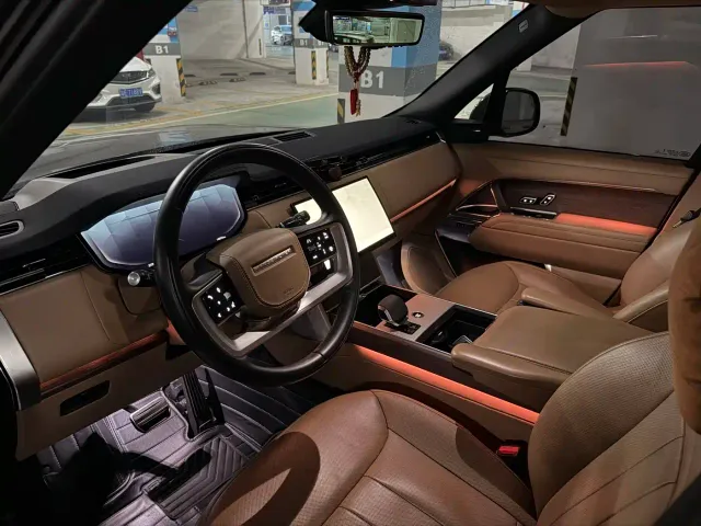 Land Rover Range Rover — Фото автомобиля 11