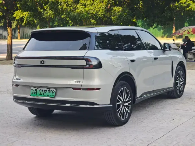 Changan Qiyuan Q07 — Фото автомобиля 7