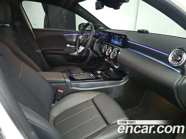 Mercedes-Benz A-Class W177 — Фото автомобиля 10