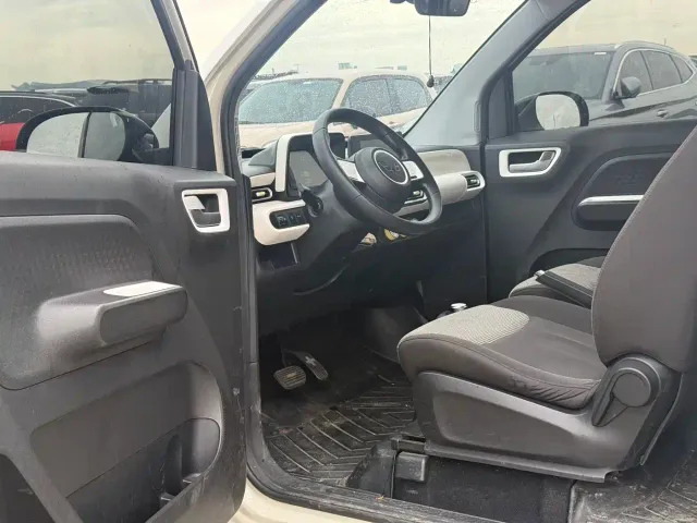 Wuling Hongguang Mini EV — Фото автомобиля 11