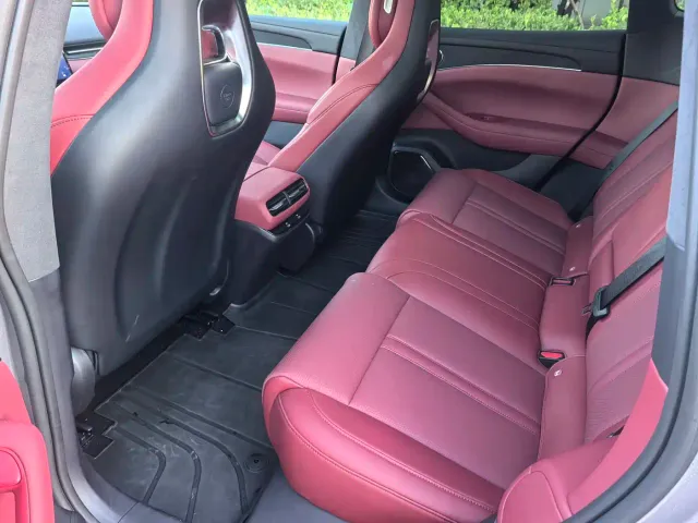 Qi Jing Opening Realm Sedan — Фото автомобиля 9
