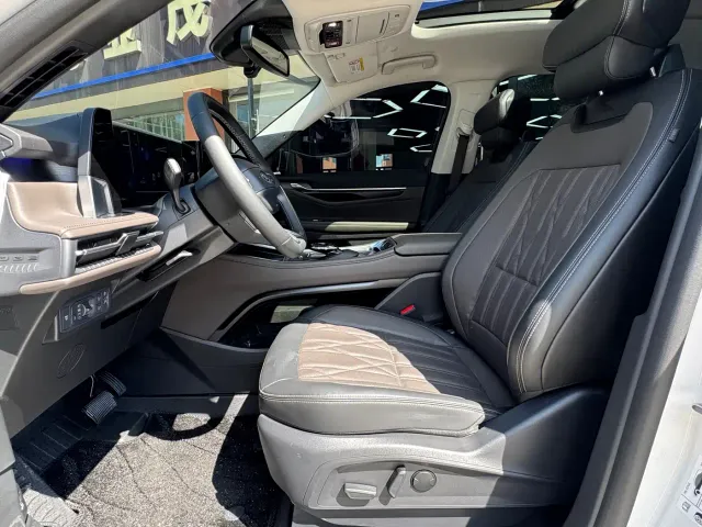 Ford Edge — Фото автомобиля 10