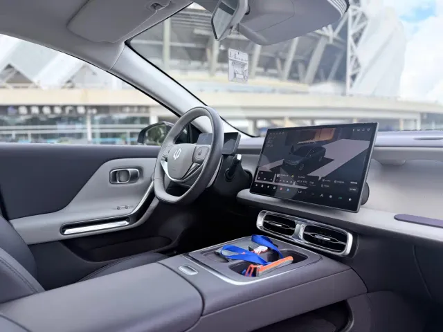 Leapmotor Leapmotor B01 2026 550 LiDAR Edition — Фото автомобиля 13