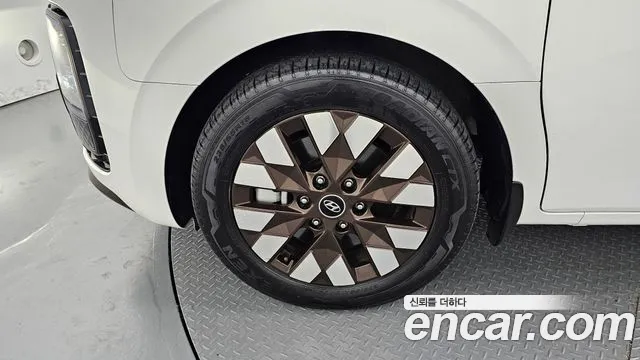 Hyundai Staria — Фото автомобиля 5