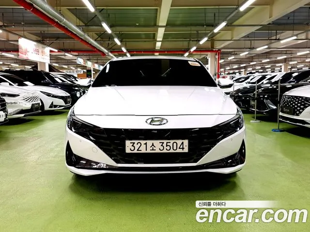 Hyundai Avante — Фото автомобиля 3