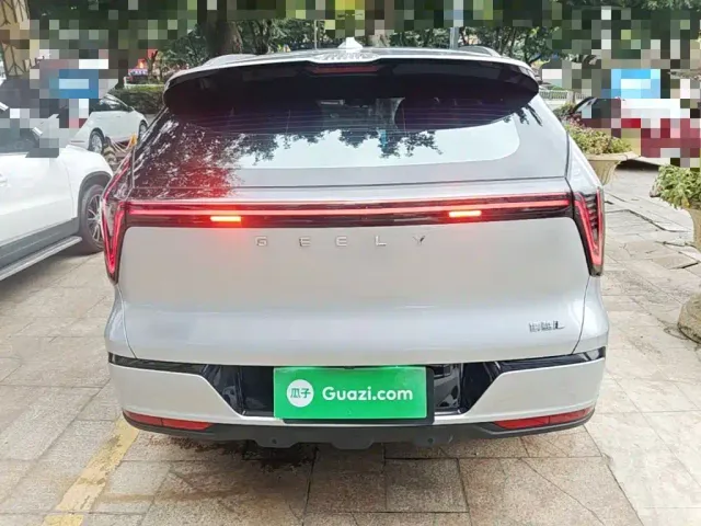 Geely Boyue L — Фото автомобиля 5