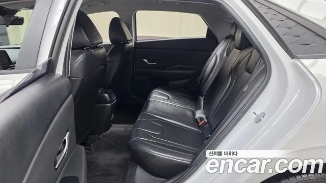 Hyundai Avante — Фото автомобиля 16