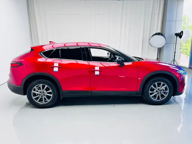Mazda CX-4 — Фото автомобиля 5
