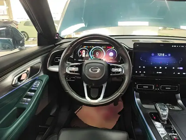 GAC Trumpchi GS8 — Фото автомобиля 10