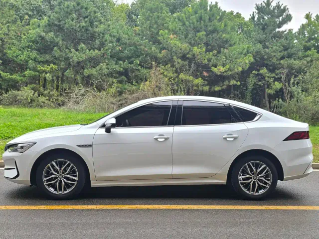 BYD Qin PLUS — Фото автомобиля 3